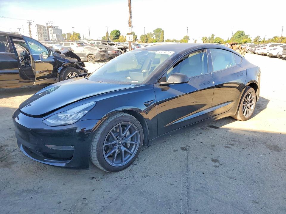 46494076 :رقم المزاد ، 5YJ3E1EB4MF852745 vin ، 2021 Tesla Model 3 مزاد بيع