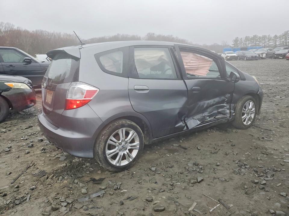 2011 Honda Fit მანქანა იყიდება აუქციონზე, vin: JHMGE8H52BC000175, აუქციონის ნომერი: 45841836