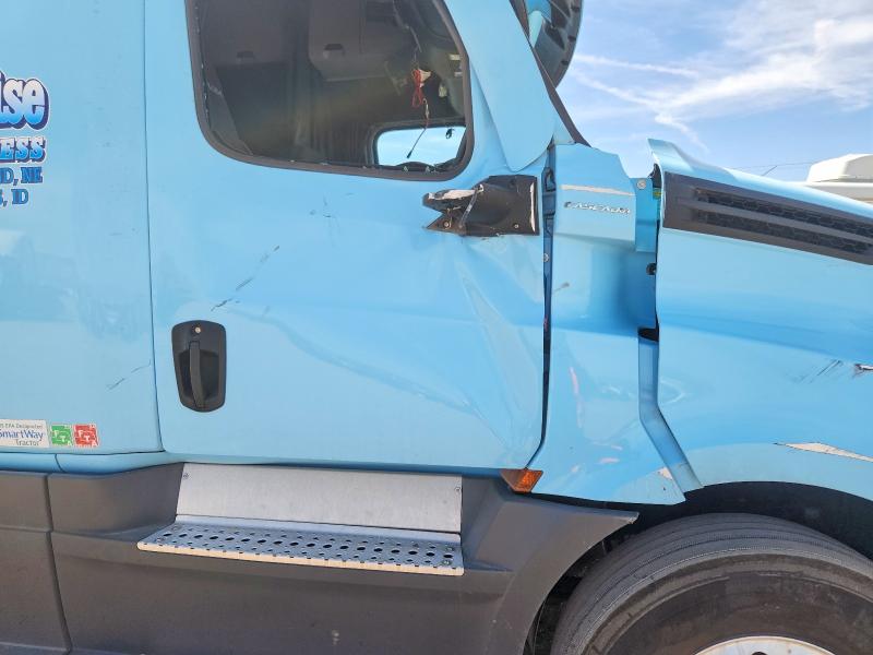 Продажа на аукционе авто 2023 Freightliner Cascadia 126, vin: 3AKJHHDR4PSUM6033, номер лота: 46732756
