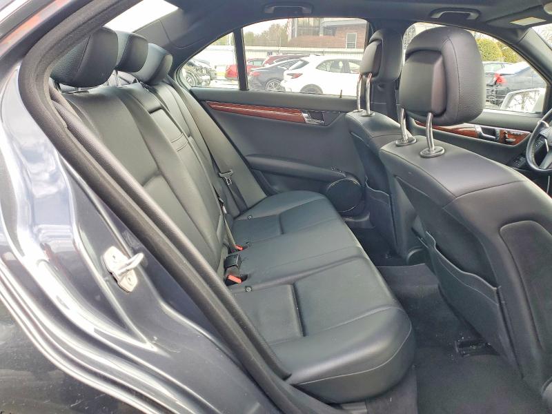 Продаж на аукціоні авто 2011 Mercedes-benz C, vin: WDDGF8BB5BR167680, номер лоту: 77616105