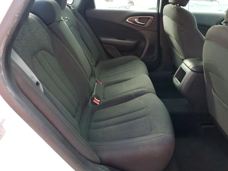 Продажа на аукционе авто 2015 Chrysler 200, vin: 1C3CCCAB6FN713975, номер лота: 79802735