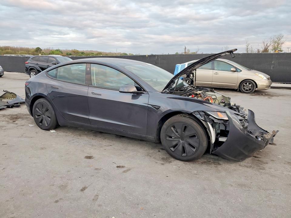 2025 Tesla Model 3 მანქანა იყიდება აუქციონზე, vin: 5YJ3E1EA2SF986335, აუქციონის ნომერი: 45467116