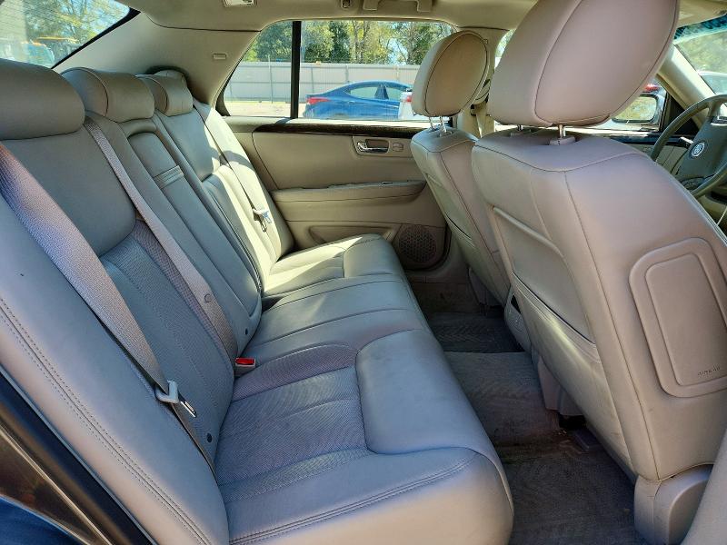 45549506 :رقم المزاد ، 1G6KD5EY6AU115983 vin ، 2010 Cadillac Dts مزاد بيع