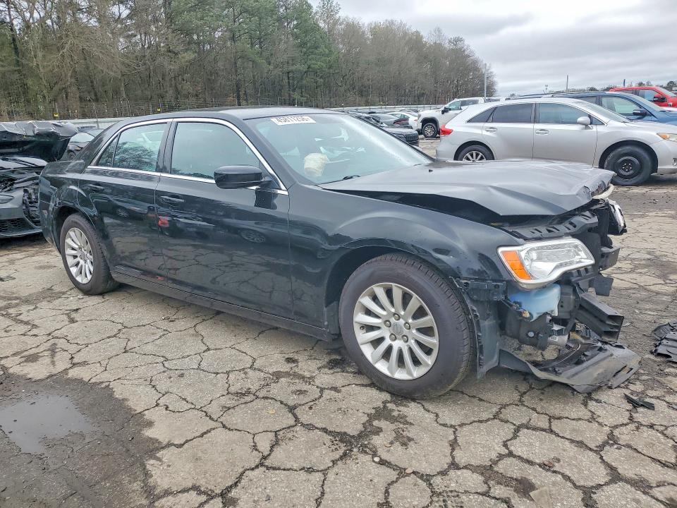 45811256 :رقم المزاد ، 2C3CCAAG8DH573496 vin ، 2013 Chrysler 300 مزاد بيع