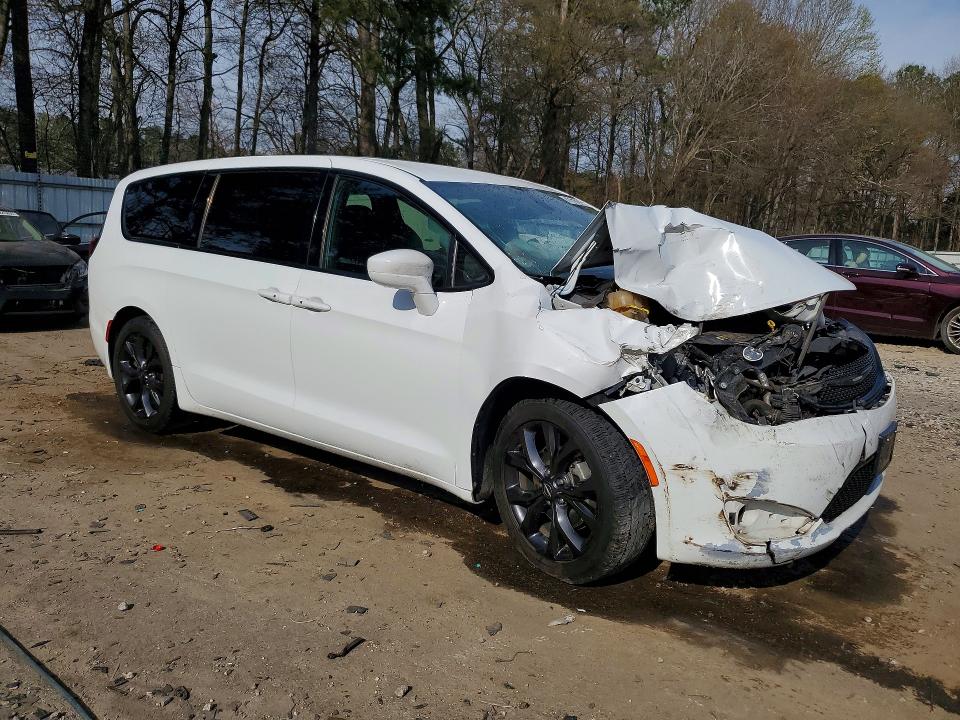2018 Chrysler Pacifica მანქანა იყიდება აუქციონზე, vin: 2C4RC1FG8JR260324, აუქციონის ნომერი: 47010816