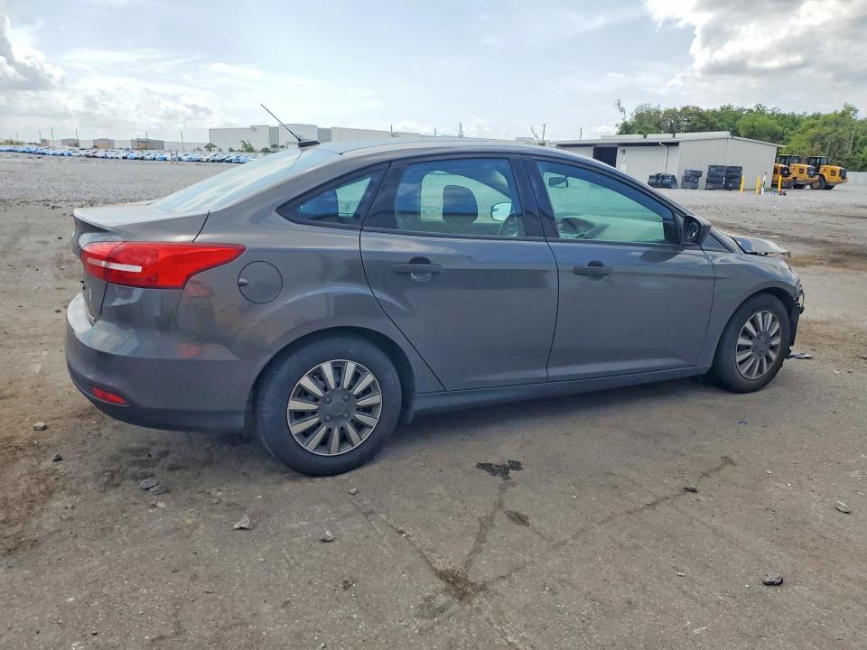 Продажа на аукционе авто 2015 Ford Focus, vin: 1FADP3E20FL311739, номер лота: 46560526