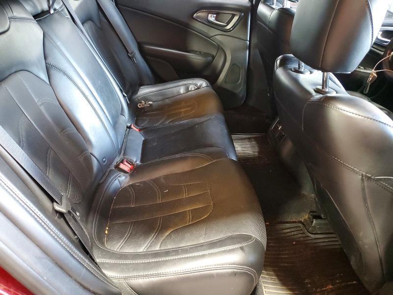 46724176 :رقم المزاد ، 1C3CCCDG6GN180728 vin ، 2016 Chrysler 200 مزاد بيع