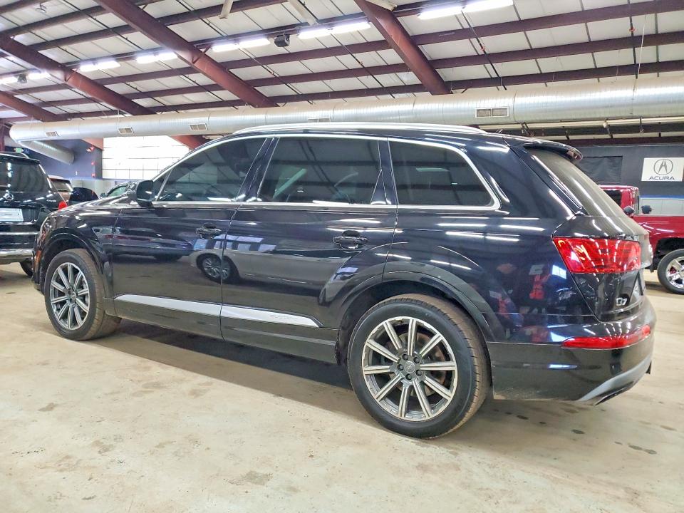 Продаж на аукціоні авто 2017 Audi Q7, vin: WA1VAAF72HD001632, номер лоту: 47778136