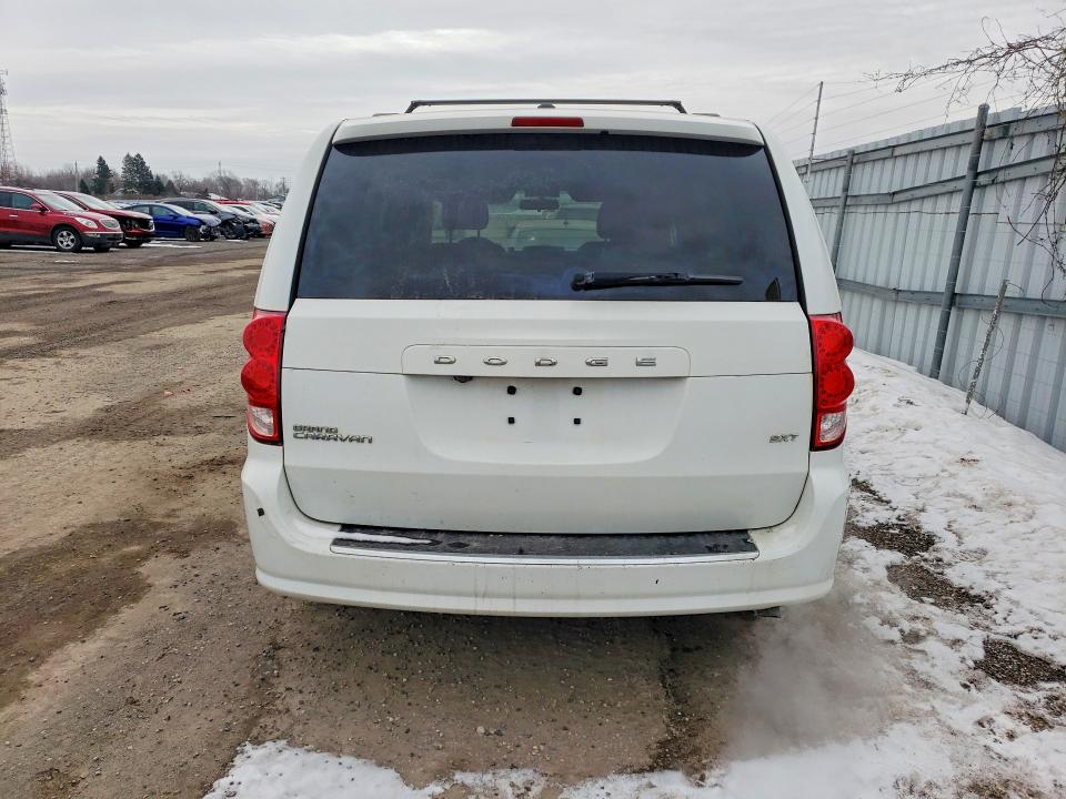 78236065 :رقم المزاد ، 2C4RDGBG7GR244744 vin ، 2016 Dodge Grand Caravan مزاد بيع