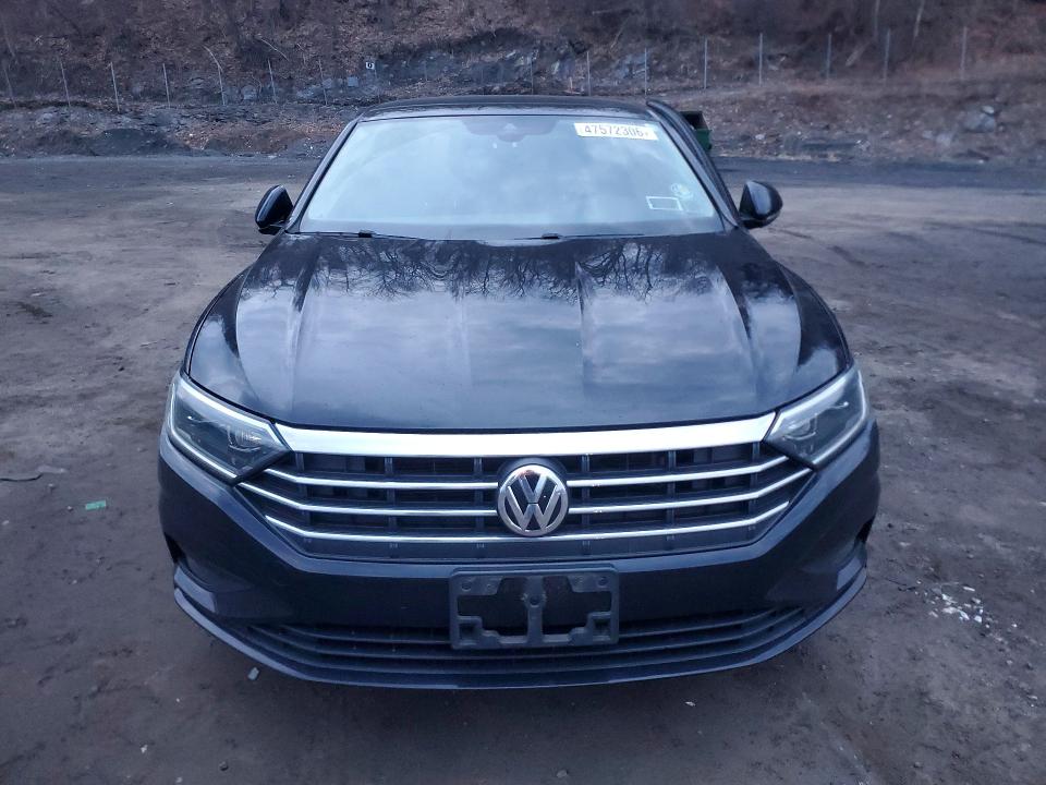 47572306 :رقم المزاد ، 3VWG57BUXMM093439 vin ، 2021 Volkswagen Jetta مزاد بيع
