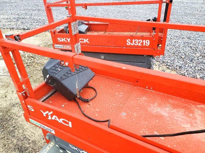 79708955 :رقم المزاد ، A100050496 vin ، 2024 Skyjack Industrial Equipment مزاد بيع