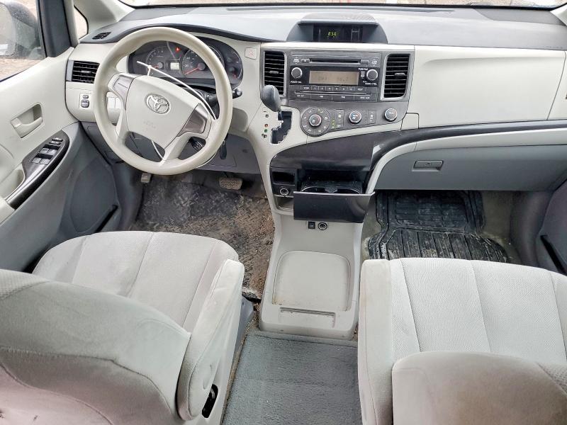 78831585 :رقم المزاد ، 5TDZK3DCXCS256011 vin ، 2012 Toyota Sienna مزاد بيع