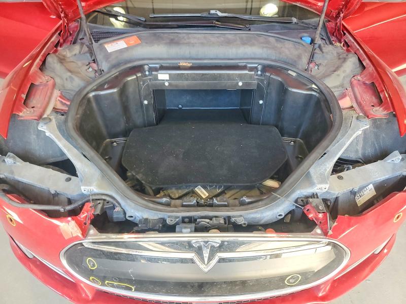 Продажа на аукционе авто 2014 Tesla Model S, vin: 5YJSA1H15EFP66095, номер лота: 41984796