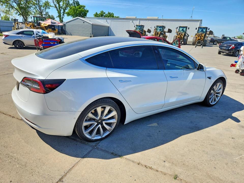 Продажа на аукционе авто 2020 Tesla Model 3, vin: 5YJ3E1EA4LF614478, номер лота: 46398346