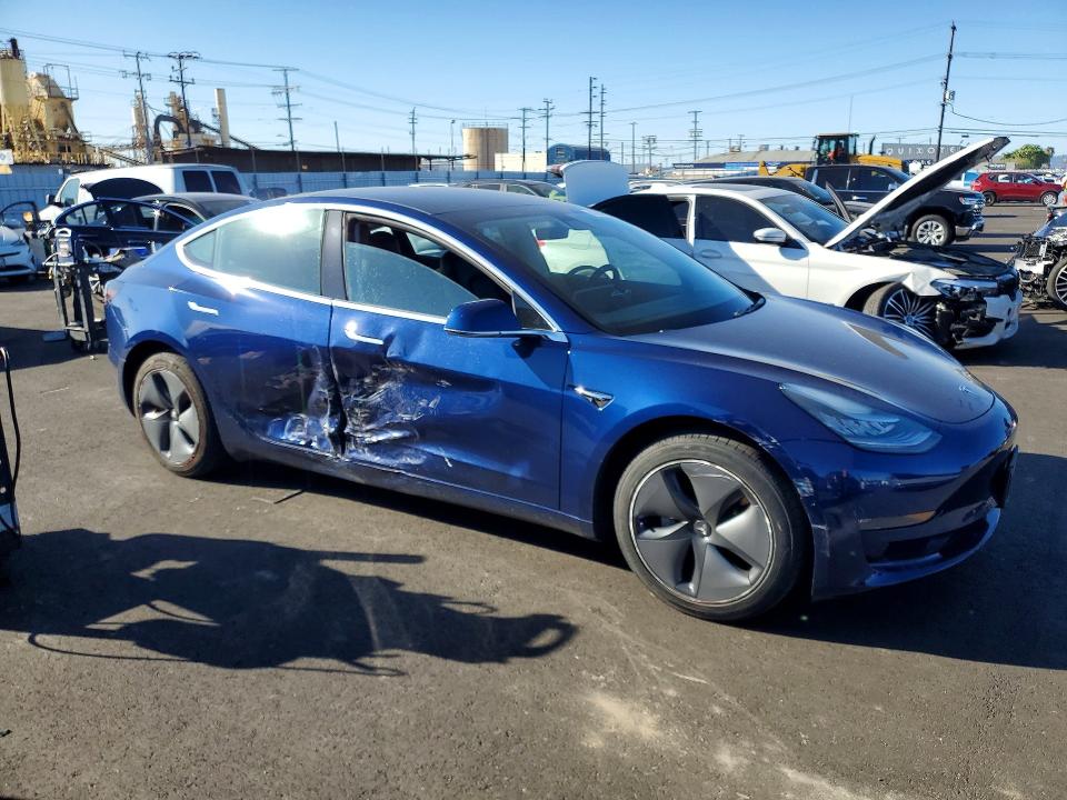 41964446 :رقم المزاد ، 5YJ3E1EA7KF400731 vin ، 2019 Tesla Model 3 مزاد بيع