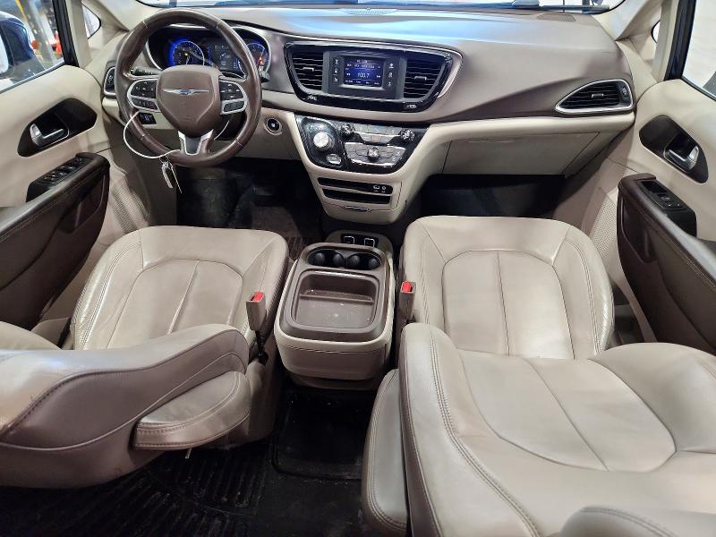 Продажа на аукционе авто 2017 Chrysler Pacifica, vin: 2C4RC1BGXHR691831, номер лота: 41985026