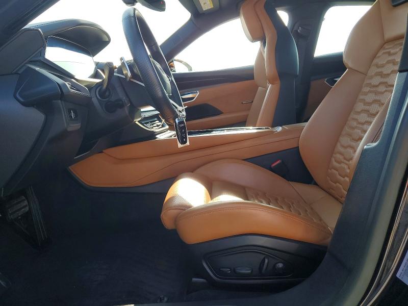 48066466 :رقم المزاد ، WAUCJBFW0N7008113 vin ، 2022 Audi E-tron Gt مزاد بيع