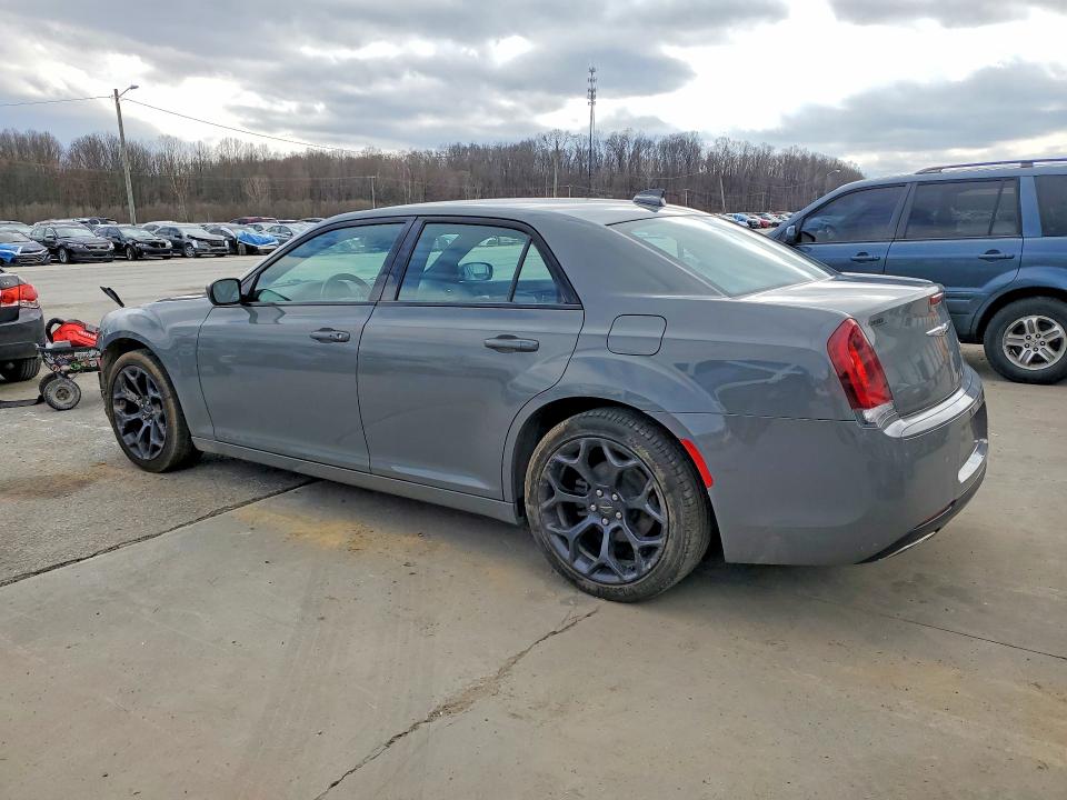 Продажа на аукционе авто 2019 Chrysler 300, vin: 2C3CCABG1KH565980, номер лота: 41785416