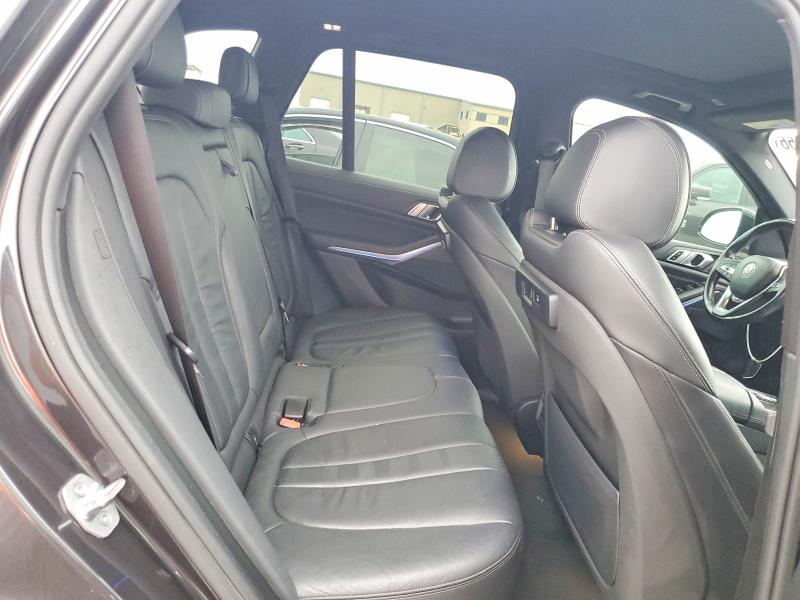 45591156 :رقم المزاد ، 5UXCR6C55KLL35705 vin ، 2019 Bmw X5 مزاد بيع