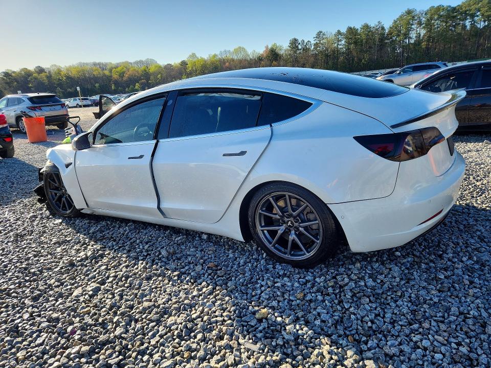 2019 Tesla Model 3 მანქანა იყიდება აუქციონზე, vin: 5YJ3E1EA8KF331614, აუქციონის ნომერი: 46028876