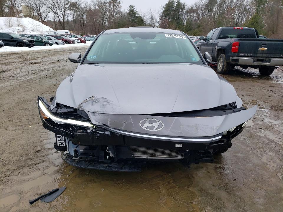 79915895 :رقم المزاد ، KMHLL4DG5SU086951 vin ، 2025 Hyundai Elantra مزاد بيع