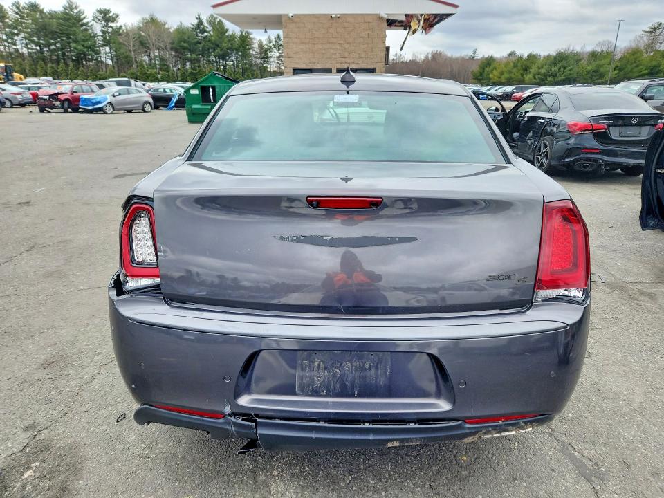 2021 Chrysler 300 მანქანა იყიდება აუქციონზე, vin: 2C3CCABG3MH545538, აუქციონის ნომერი: 46021806