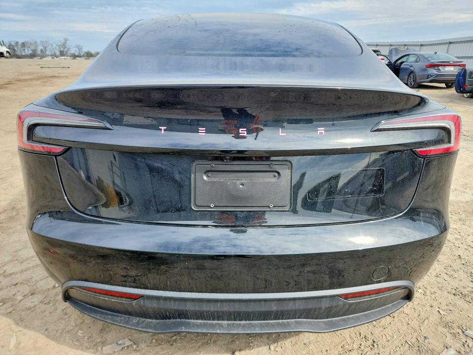 45611826 :رقم المزاد ، 5YJ3E1EAXSF069966 vin ، 2025 Tesla Model 3 مزاد بيع