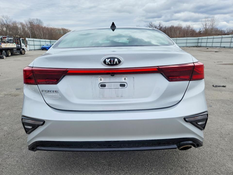 2021 Kia Forte მანქანა იყიდება აუქციონზე, vin: 3KPF24AD6ME280257, აუქციონის ნომერი: 47734556