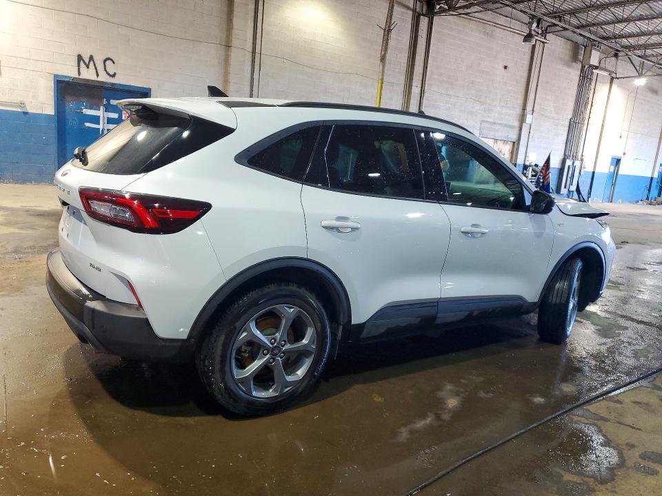 2025 Ford Escape მანქანა იყიდება აუქციონზე, vin: 1FMCU9MN0SUA69029, აუქციონის ნომერი: 41643426