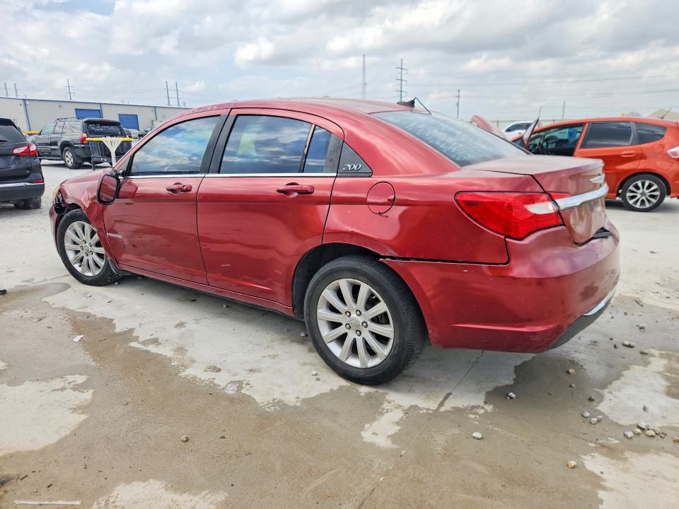 2011 Chrysler 200 მანქანა იყიდება აუქციონზე, vin: 1C3BC1FB6BN569556, აუქციონის ნომერი: 41717506