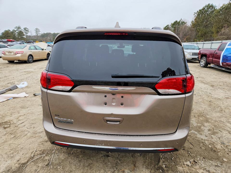 Продажа на аукционе авто 2018 Chrysler Pacifica, vin: 2C4RC1FG4JR175125, номер лота: 79130725