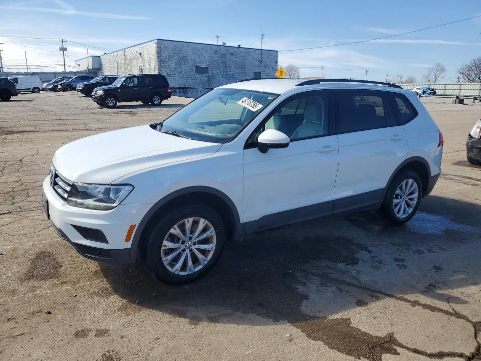 Продажа на аукционе авто 2020 Volkswagen Tiguan, vin: 3VV1B7AX8LM113443, номер лота: 46710756