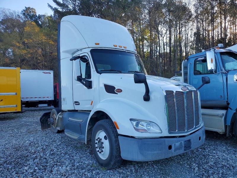 Продажа на аукционе авто 2017 Peterbilt 579, vin: 1XPBA48X8HD428674, номер лота: 77520645