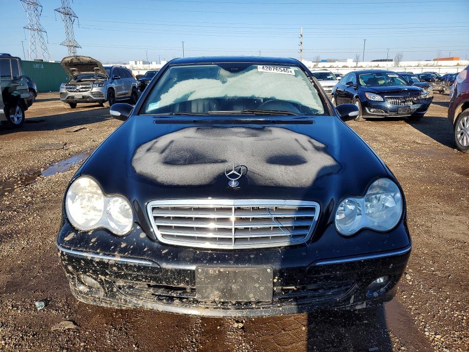 42076546 :رقم المزاد ، WDBRF92H96F787936 vin ، 2006 Mercedes-benz C مزاد بيع