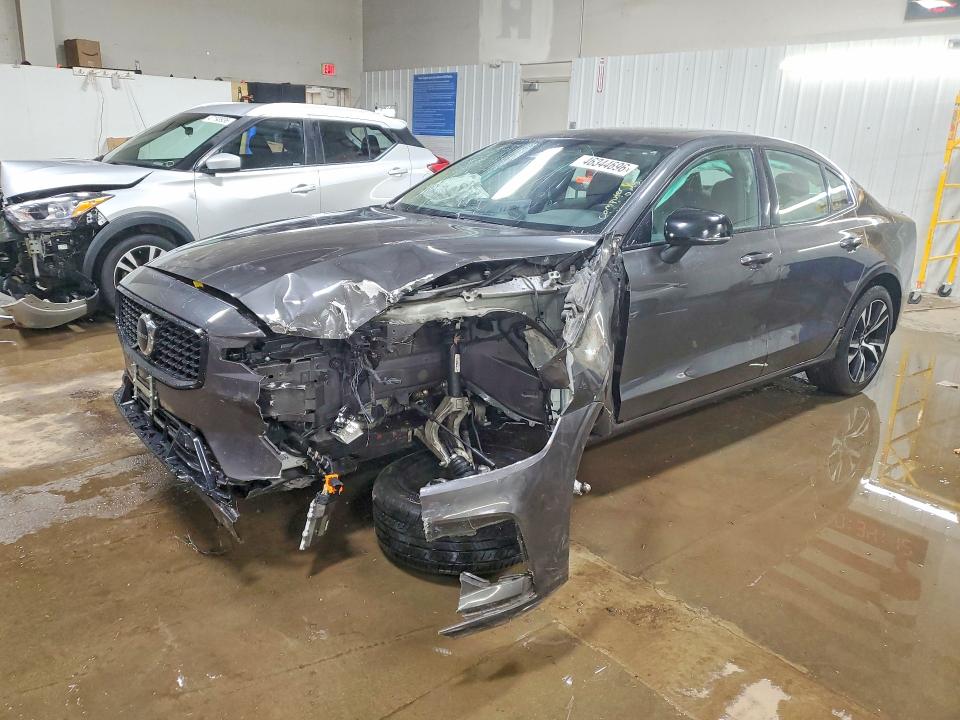 2024 Volvo S60 მანქანა იყიდება აუქციონზე, vin: 7JRL12FK9RG319093, აუქციონის ნომერი: 46344696