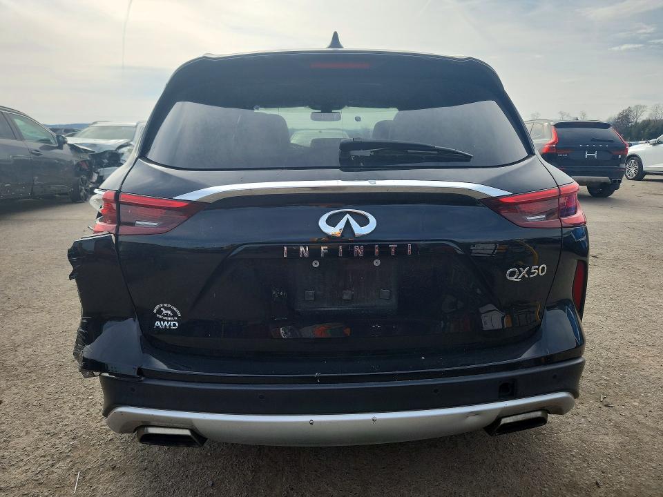 47061776 :رقم المزاد ، 3PCAJ5BB4MF121151 vin ، 2021 Infiniti Qx50 مزاد بيع