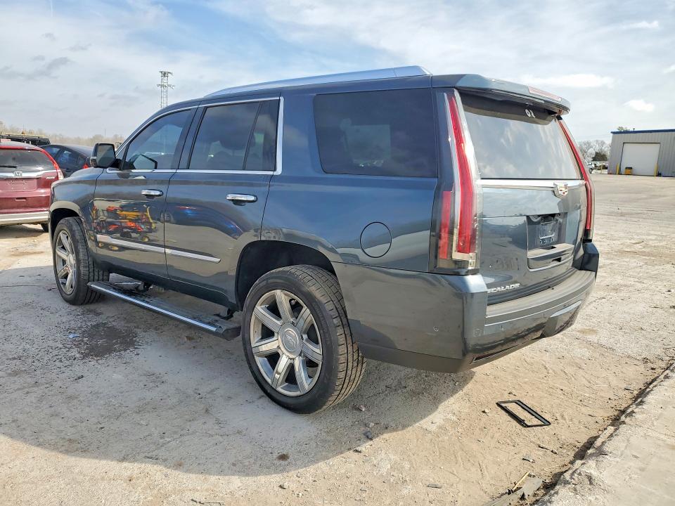 2020 Cadillac Escalade მანქანა იყიდება აუქციონზე, vin: 1GYS3CKJ9LR227172, აუქციონის ნომერი: 79613535