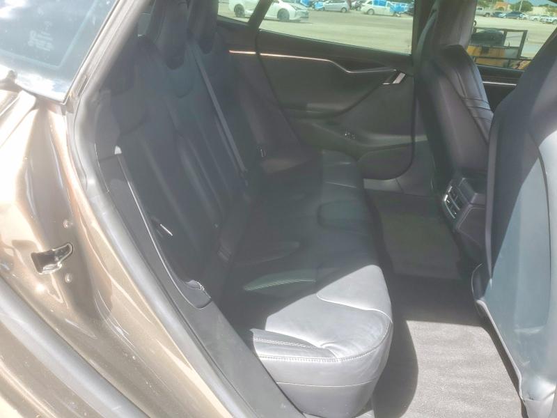 45991636 :رقم المزاد ، 5YJSA1E20GF131415 vin ، 2016 Tesla Model S مزاد بيع