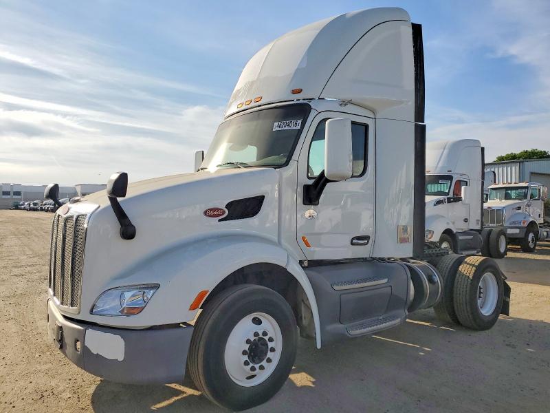 Aukcja sprzedaży 2017 Peterbilt 579, vin: 1XPBA48X1HD428614, numer aukcji: 46204016