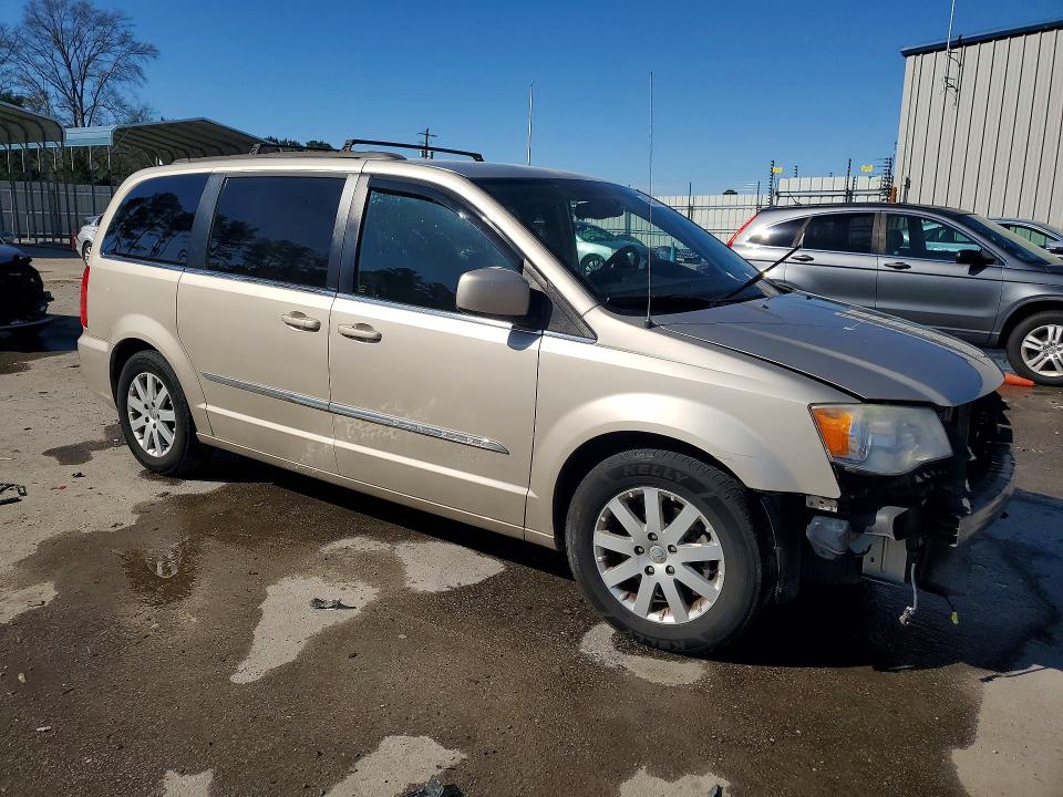 2014 Chrysler Town & Country მანქანა იყიდება აუქციონზე, vin: 2C4RC1BG1ER316650, აუქციონის ნომერი: 46264136