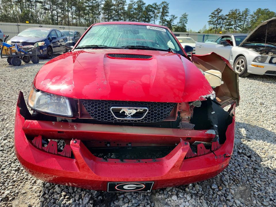 46356006 :رقم المزاد ، 1FAFP4040YF288620 vin ، 2000 Ford Mustang مزاد بيع