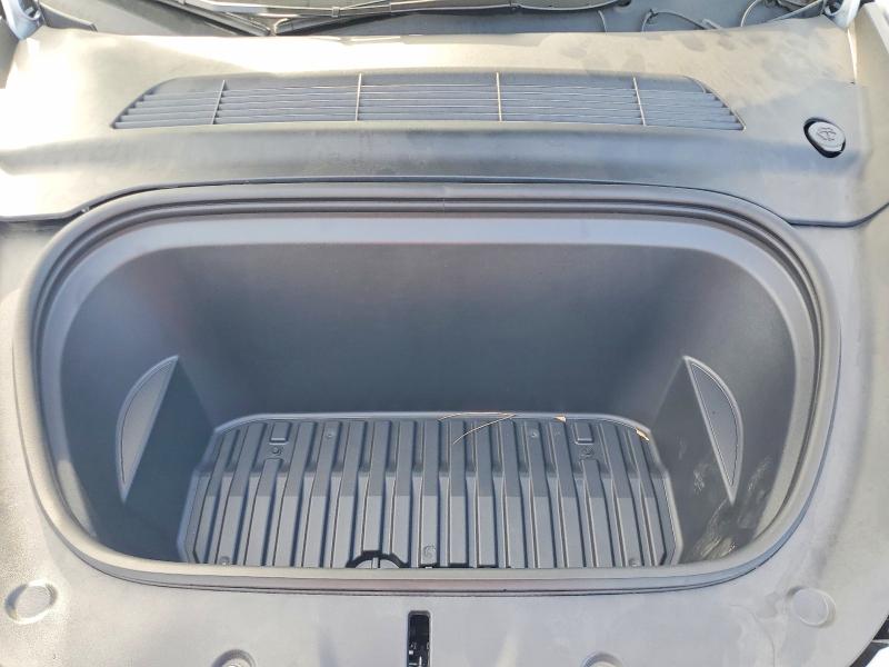 Продаж на аукціоні авто 2025 Tesla Model Y, vin: 7SAYGDED8SF270764, номер лоту: 46949306