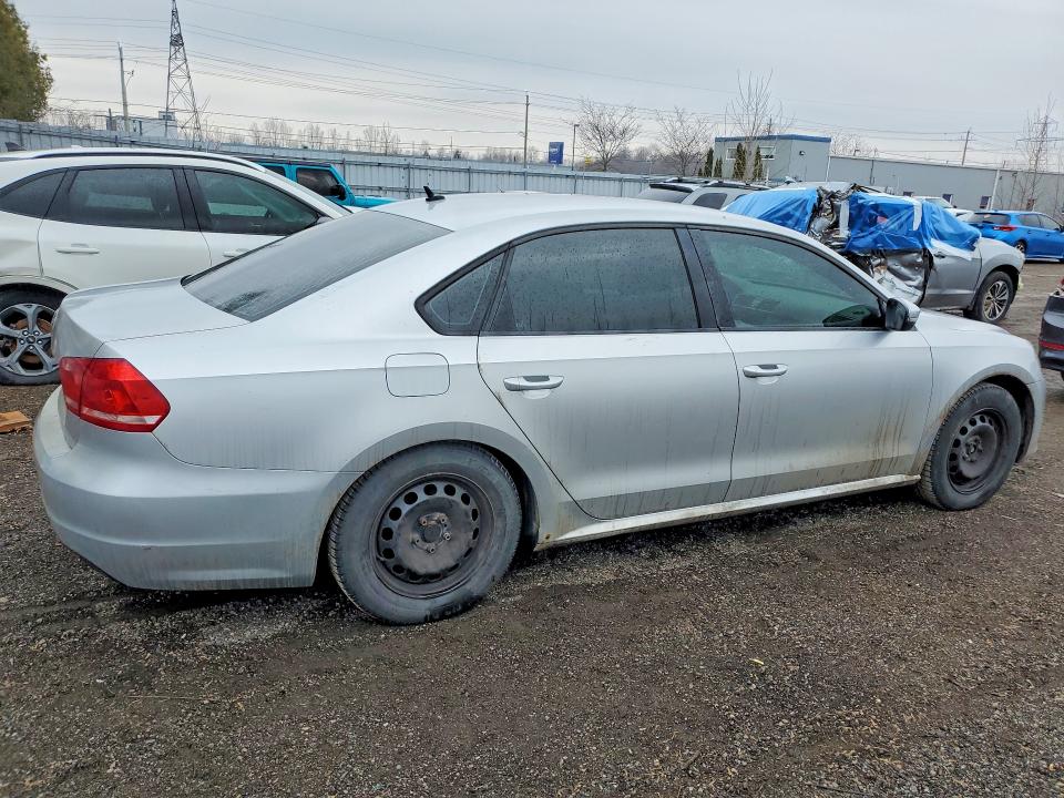 47267026 :رقم المزاد ، 1VWAH7A30DC041180 vin ، 2013 Volkswagen Passat مزاد بيع