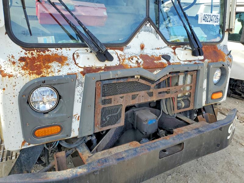 Продаж на аукціоні авто 2011 Mack Mru613, vin: 1M2AV02C7BM007242, номер лоту: 46234726