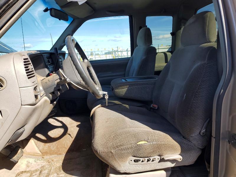 47384776 :رقم المزاد ، 1GTGK29J9YF431154 vin ، 2000 Gmc Sierra مزاد بيع