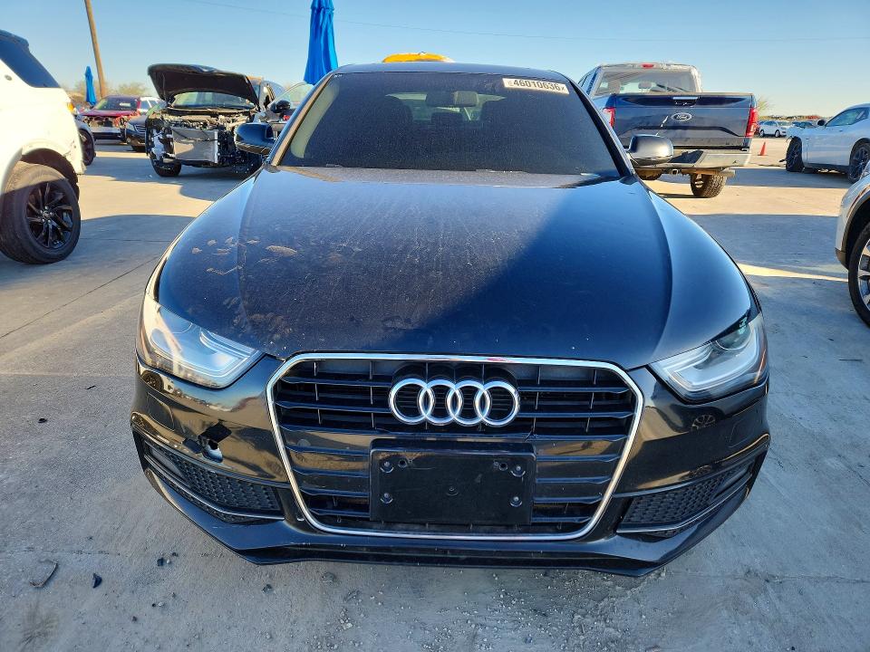 2015 Audi A4 მანქანა იყიდება აუქციონზე, vin: WAUAFAFL5FN017685, აუქციონის ნომერი: 46010636