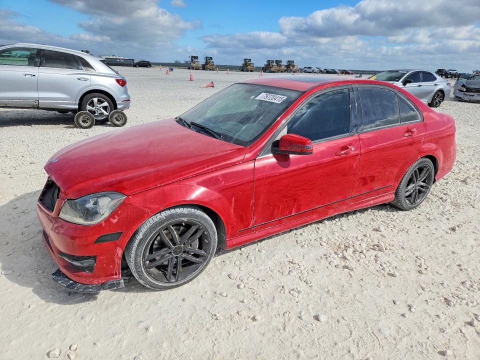 79720415 :رقم المزاد ، WDDGF4HB6EA962157 vin ، 2014 Mercedes-benz C مزاد بيع