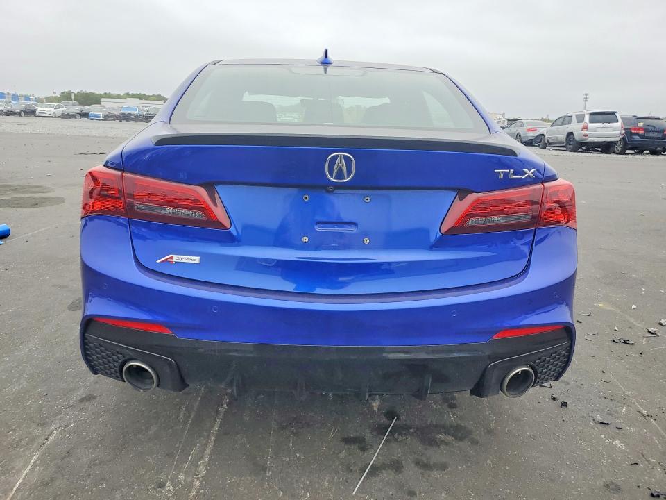47009976 :رقم المزاد ، 19UUB2F65JA010958 vin ، 2018 Acura Tlx مزاد بيع