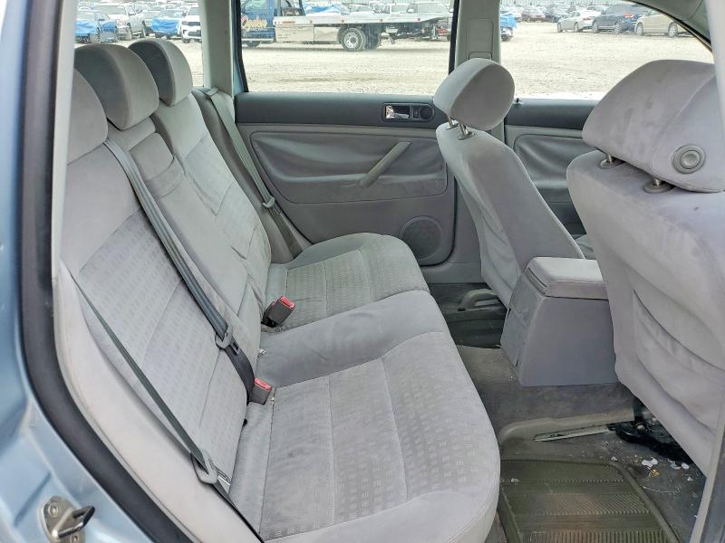 48246346 :رقم المزاد ، WVWVD63B12E418552 vin ، 2002 Volkswagen Passat مزاد بيع