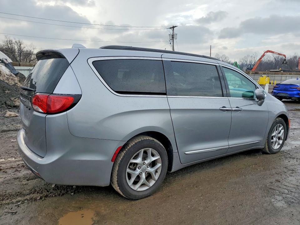 79892095 :رقم المزاد ، 2C4RC1BG3HR508107 vin ، 2017 Chrysler Pacifica مزاد بيع